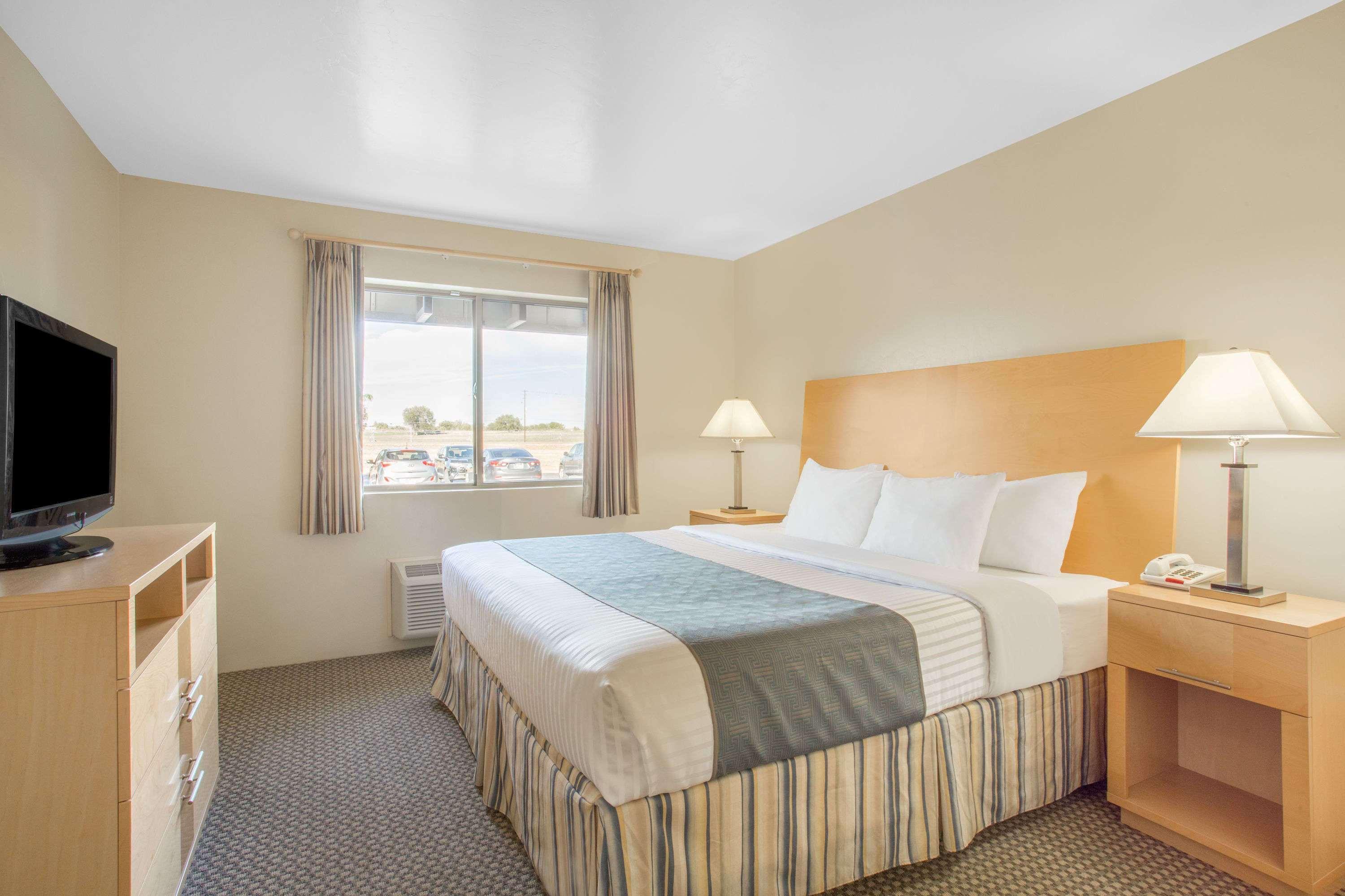 Days Inn By Wyndham Chino Valley Dış mekan fotoğraf