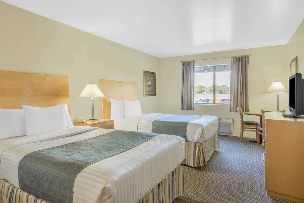 Days Inn By Wyndham Chino Valley Dış mekan fotoğraf